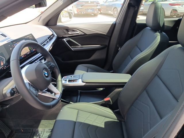 New 2025 BMW X2 xDrive28i w/ Convenience Package image 17