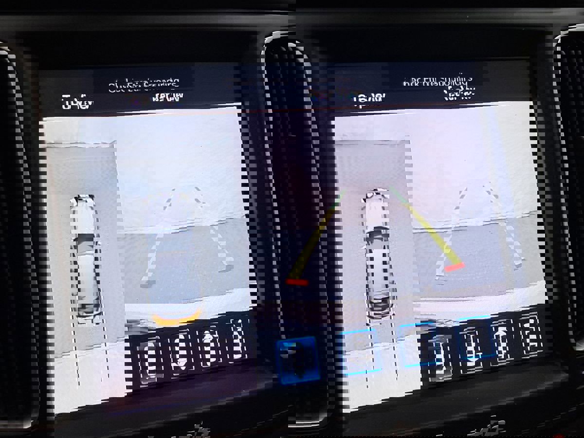 Used 2019 Maserati Levante S image 21