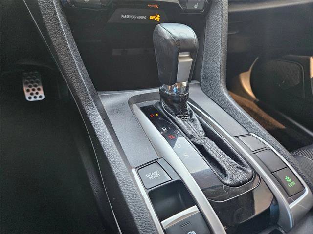 Used 2019 Honda Civic Touring image 12