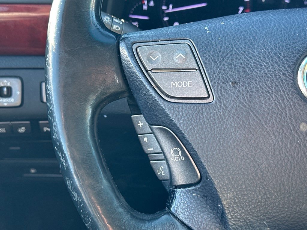 Used 2012 Lexus LS 460 AWD w/ Comfort Pkg image 20