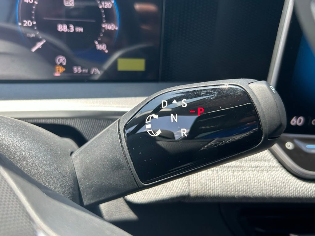 Used 2025 Volkswagen Tiguan S image 15