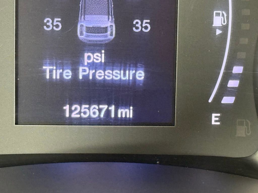 Used 2017 Jeep Renegade Latitude image 21