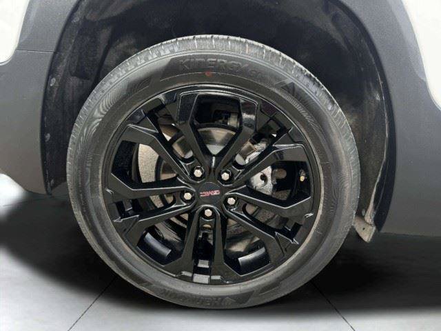 Used 2022 GMC Terrain SLE w/ Driver Convenience Package FWD image 76