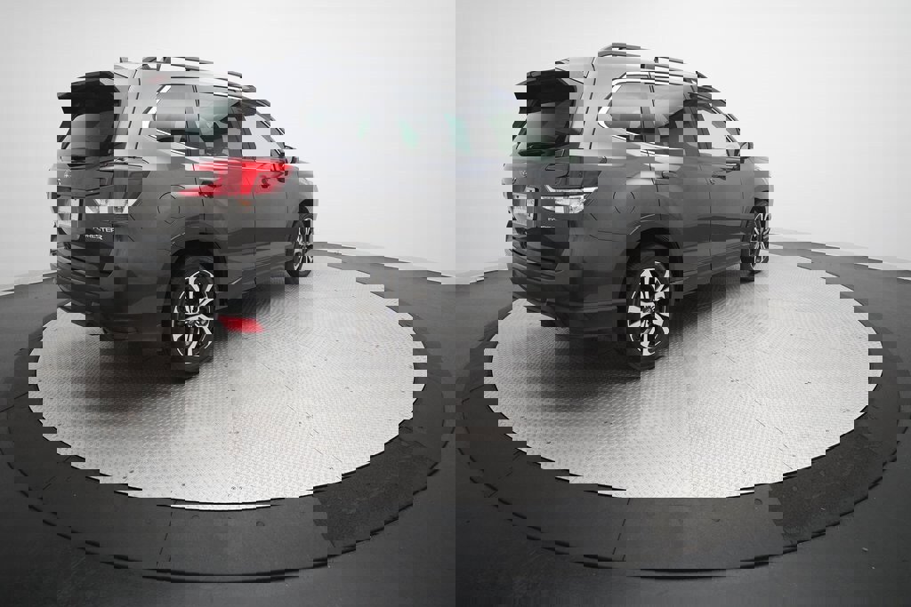 Used 2022 Subaru Forester Limited image 38