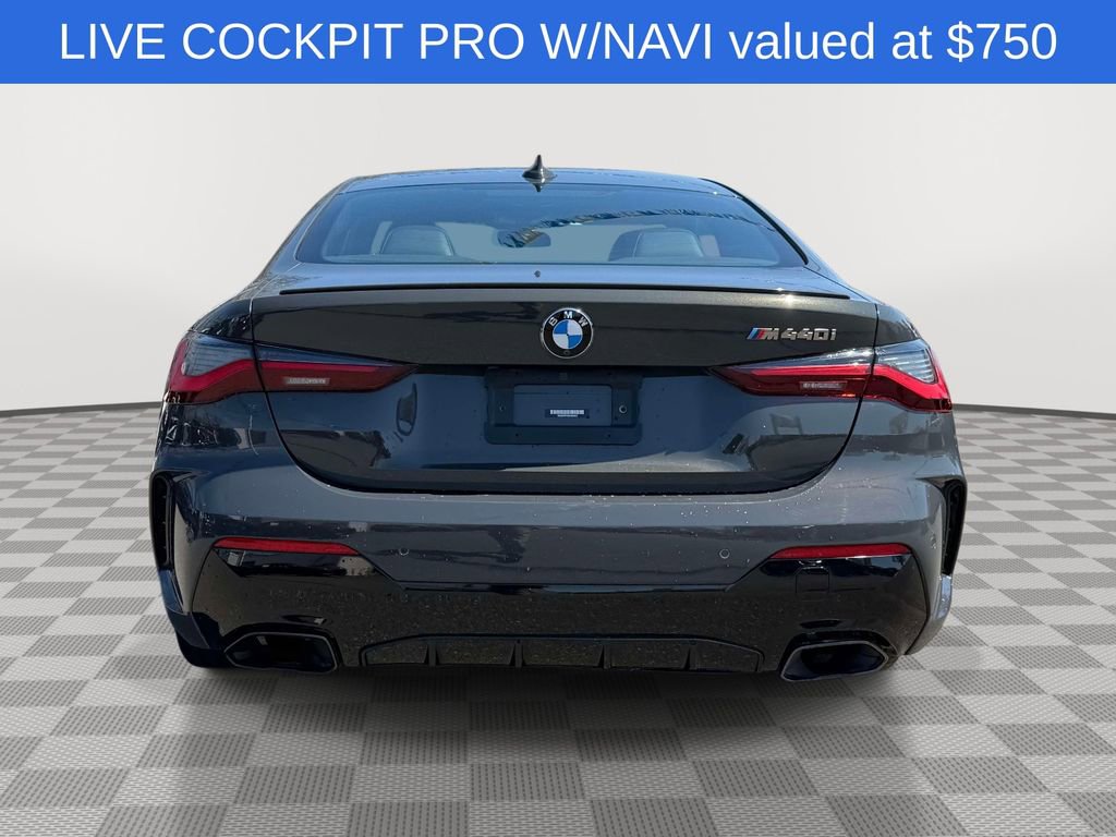 Used 2022 BMW M440i Coupe RWD image 8