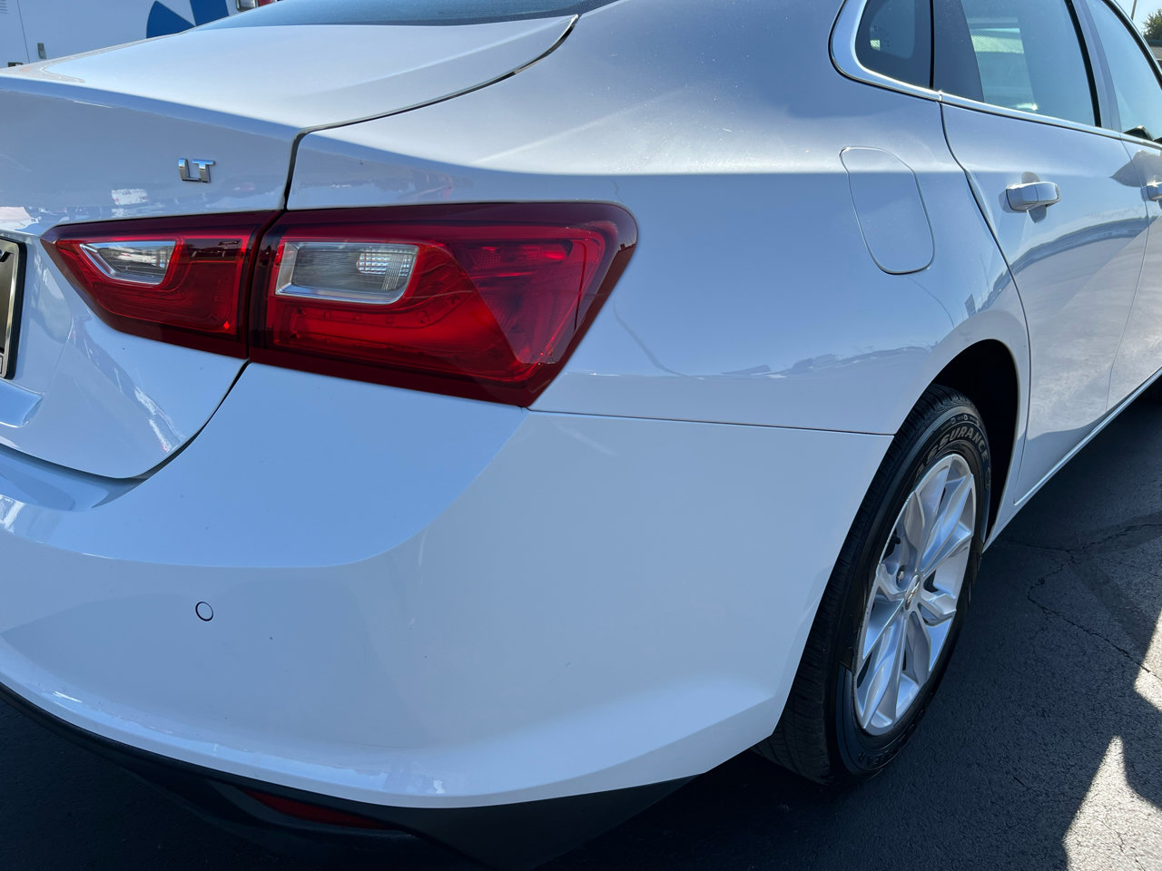 Used 2025 Chevrolet Malibu LT image 17