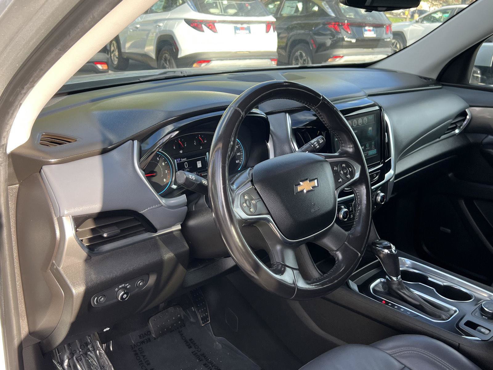 Used 2018 Chevrolet Traverse LT AWD/4WD image 31