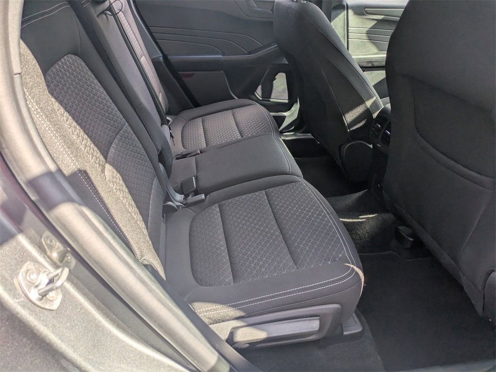 Used 2025 Ford Escape Active image 29