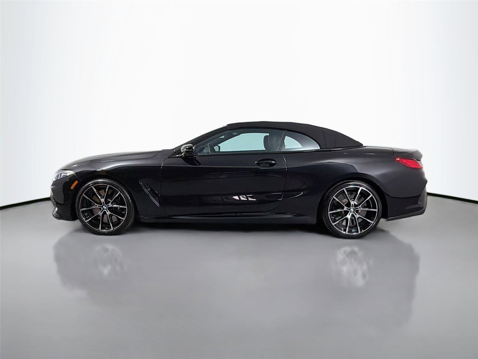 Certified 2025 BMW M850i xDrive Convertible AWD/4WD image 8