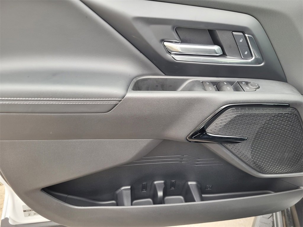 New 2026 Chevrolet Silverado EV LT image 19