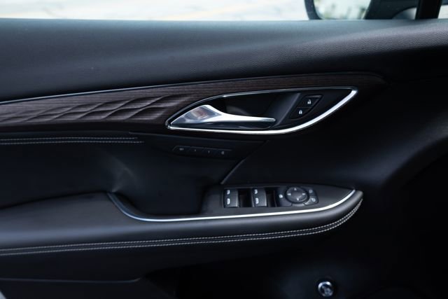 Used 2023 Buick Envision Avenir AWD/4WD image 22