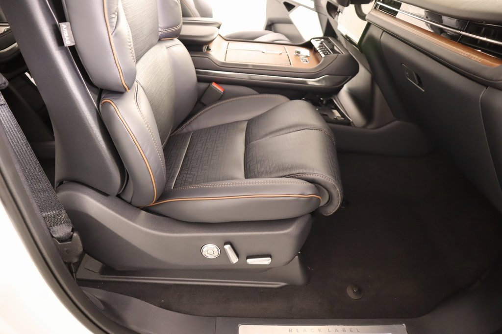 New 2025 Lincoln Navigator Black Label image 14