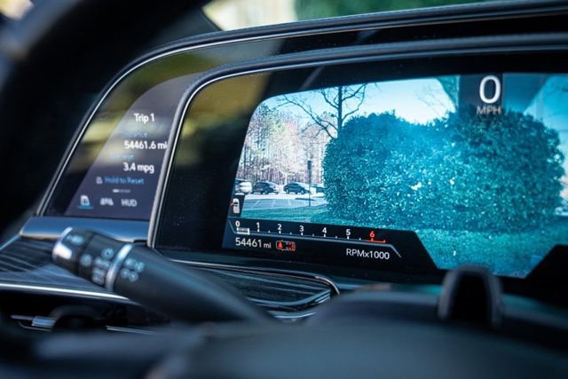 Used 2021 Cadillac Escalade Sport w/ Driver Assist Tech Package image 28