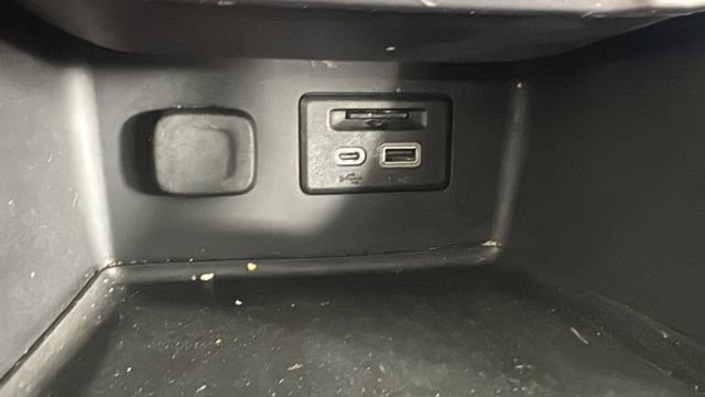 Used 2020 GMC Acadia AT4 w/ Driver Alert Package II image 30