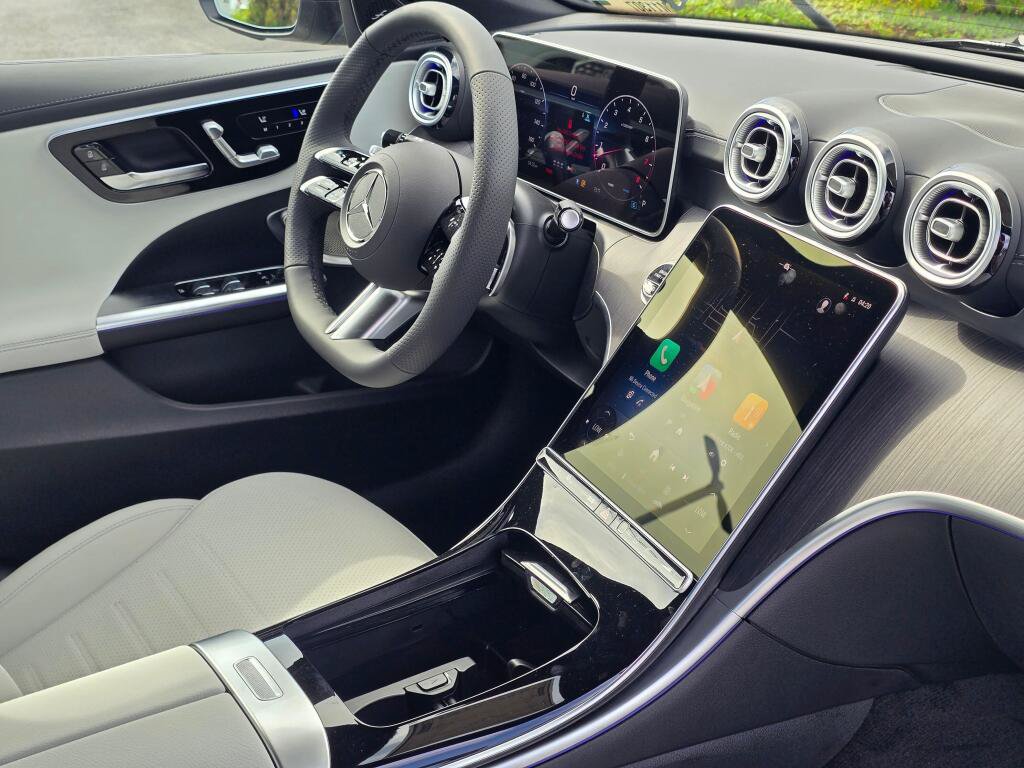 New 2026 Mercedes-Benz C 300 4MATIC Sedan image 26