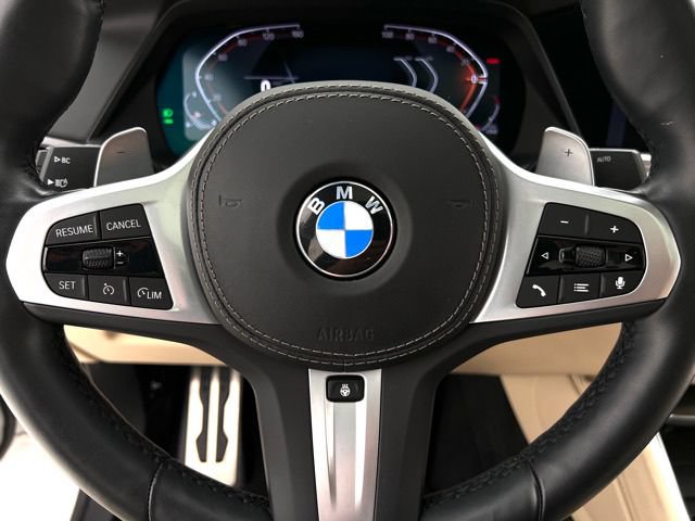 Used 2022 BMW X6 xDrive40i w/ Executive Package AWD/4WD image 16