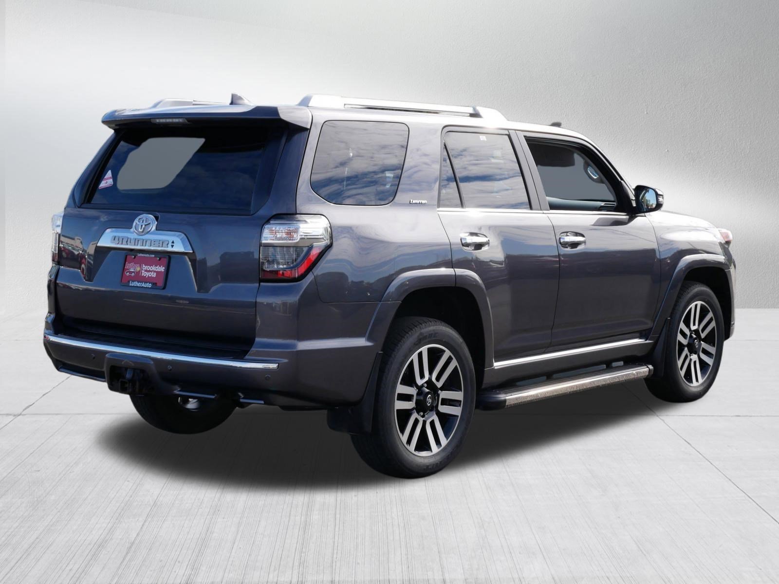 Used 2022 Toyota 4Runner Limited AWD/4WD image 7