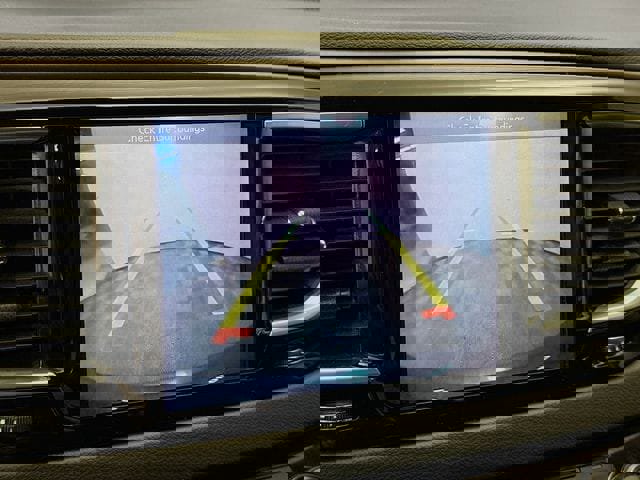 Used 2019 Chrysler Pacifica Touring-L Plus w/ Tire & Wheel Group image 16