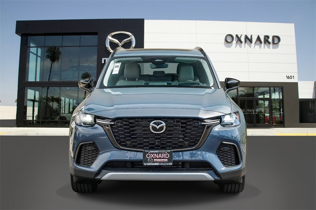 New 2025 MAZDA CX-70 Plug-In Hybrid w/ Premium Pkg image 2