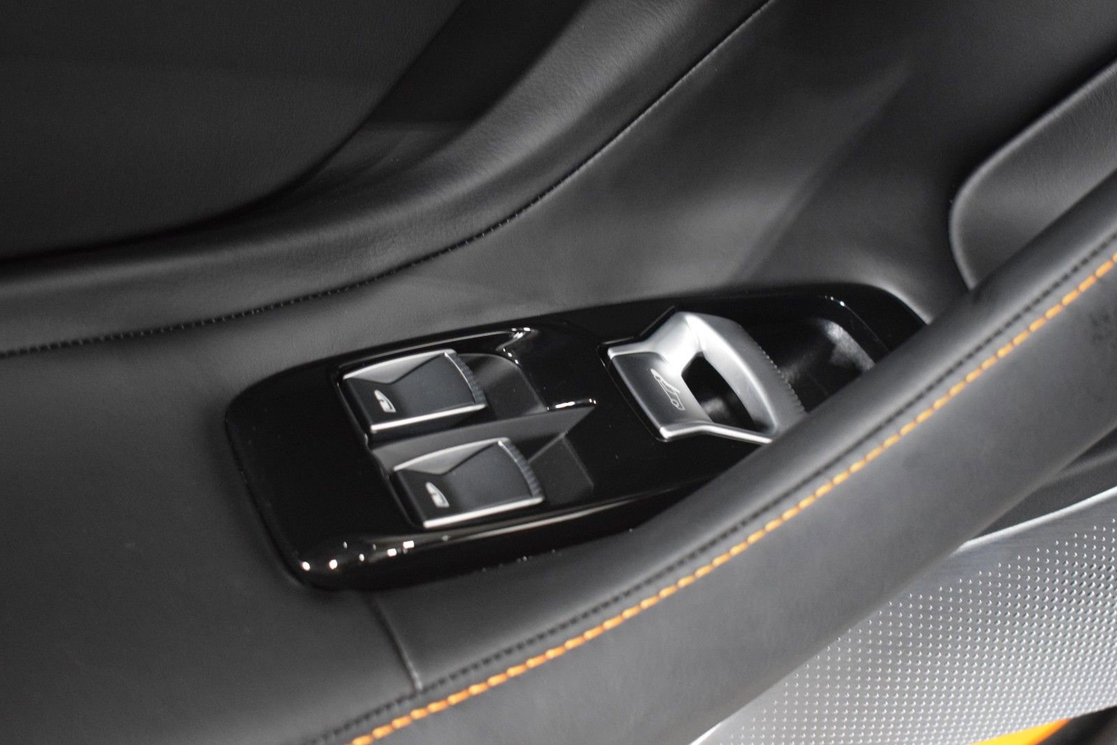 New 2026 McLaren GTS RWD image 37