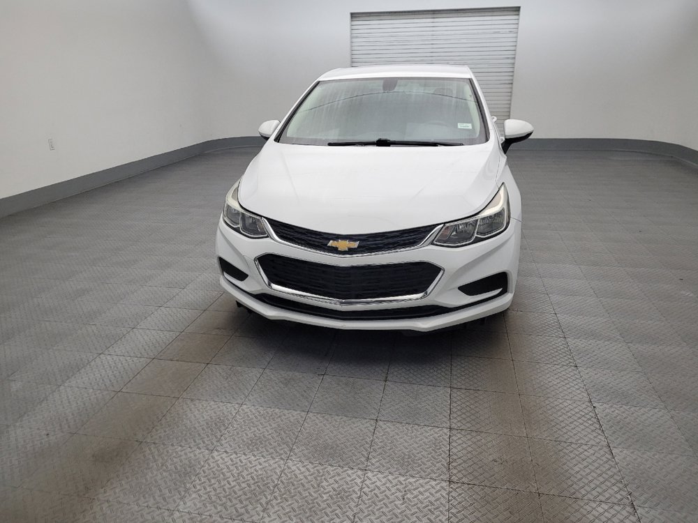 Used 2018 Chevrolet Cruze LS FWD image 15