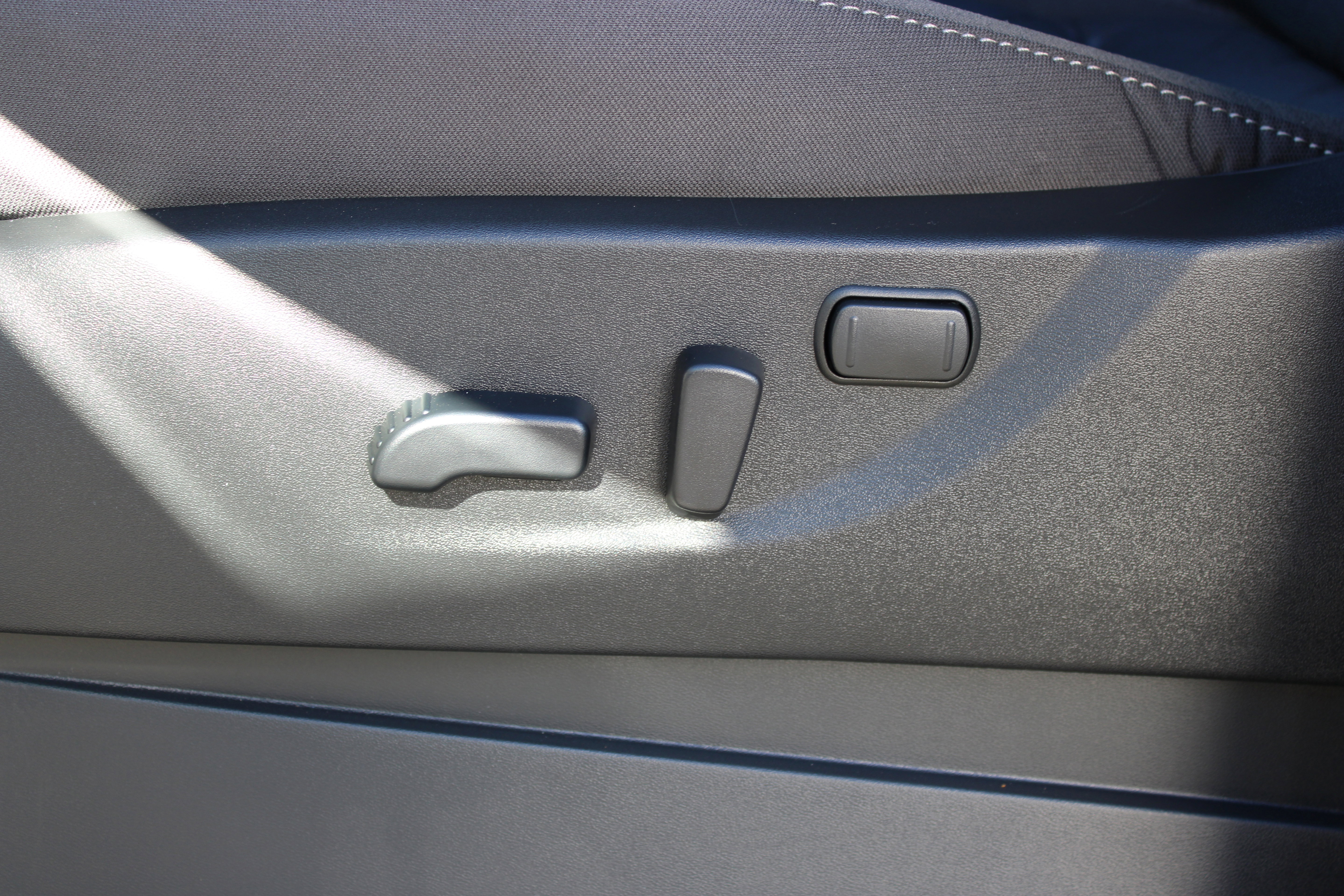 New 2026 Nissan Frontier SV image 34