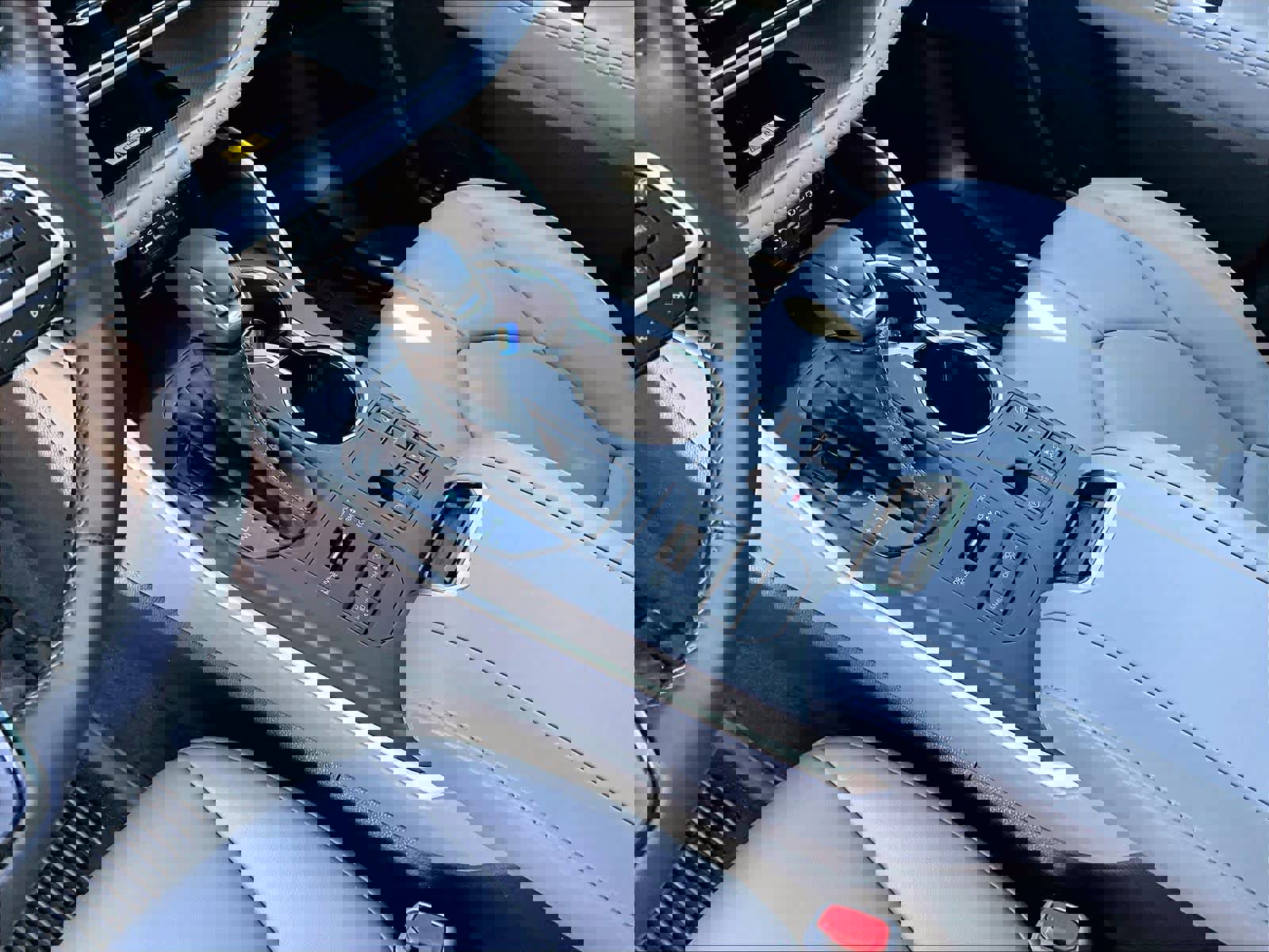 Used 2023 Toyota Highlander XLE image 16