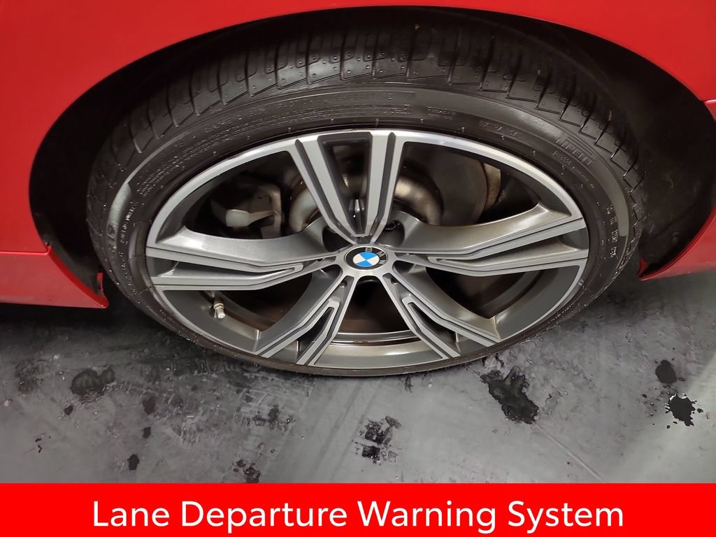 Used 2024 BMW 330i xDrive Sedan w/ Premium Package AWD/4WD image 12