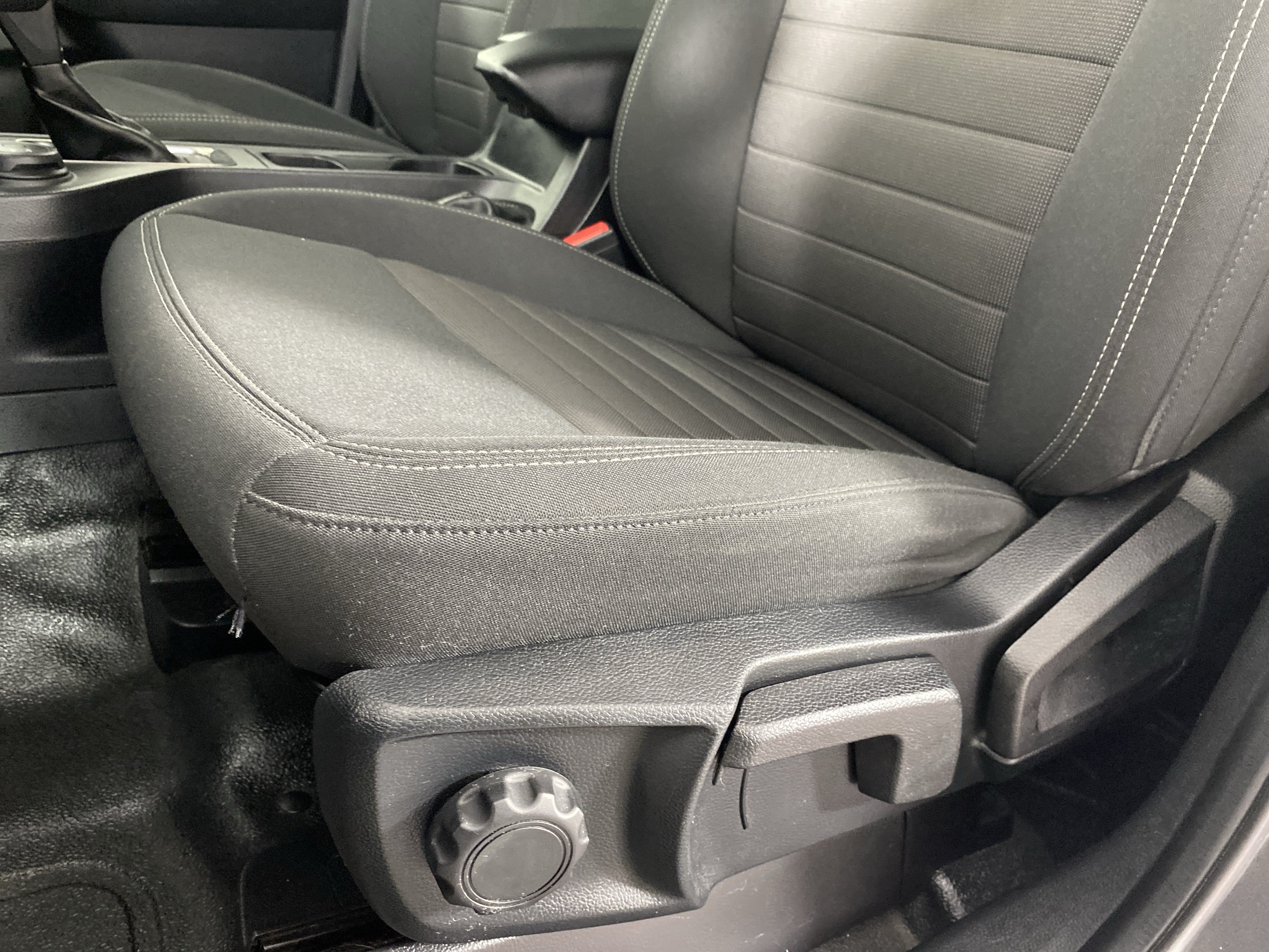 Used 2019 Ford Ranger XL w/ Equipment Group 101A Mid AWD/4WD image 16