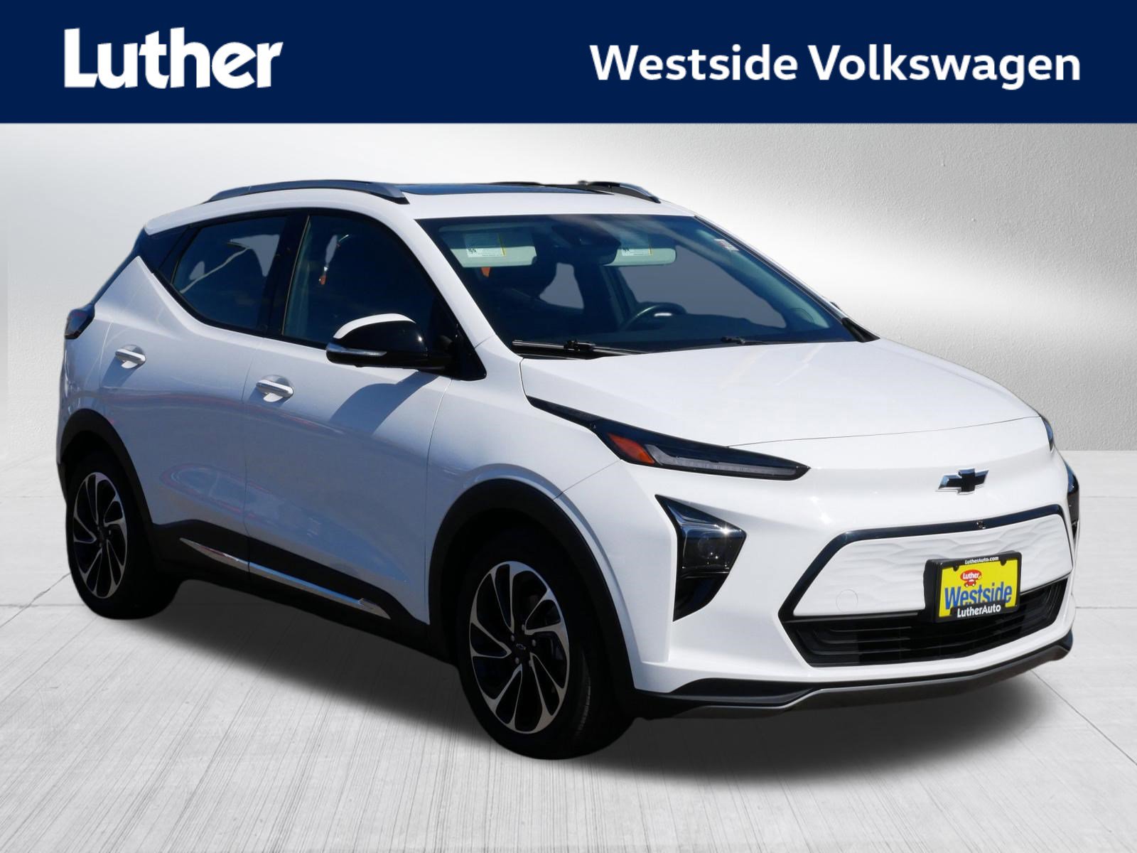 Used 2022 Chevrolet Bolt EUV Premier w/ Sun & Sound Package image 1