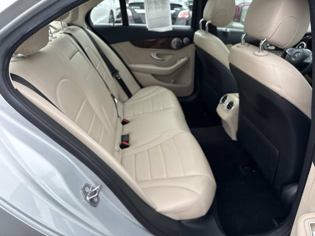 Used 2018 Mercedes-Benz C 300 4MATIC Sedan image 11
