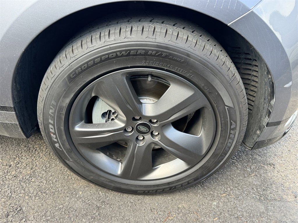 Used 2022 Land Rover Range Rover Velar R-Dynamic S image 6