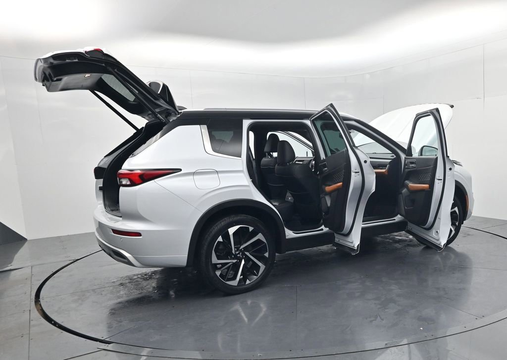 Used 2023 Mitsubishi Outlander SEL 40th Anniversary image 53