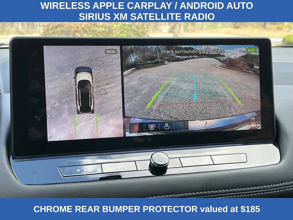 Used 2025 Nissan Rogue SL image 3