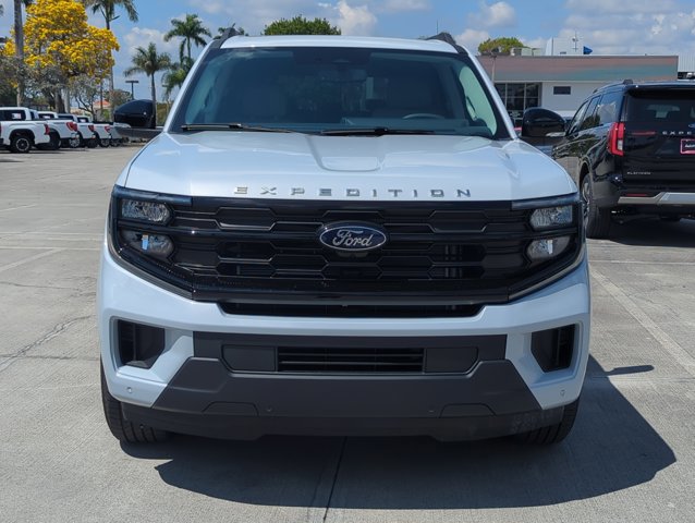 New 2026 Ford Expedition Active RWD image 6