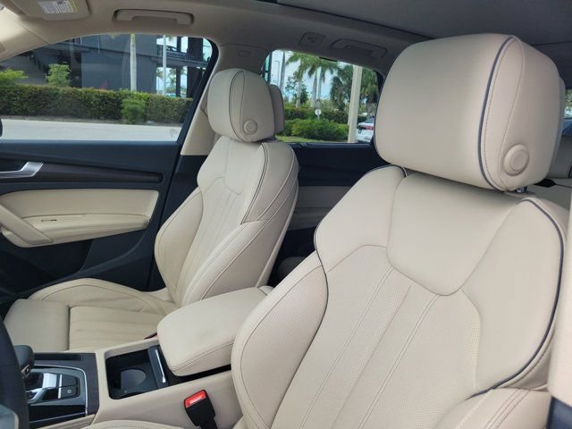 Certified 2024 Audi Q5 e Prestige w/ Prestige Package AWD/4WD image 15