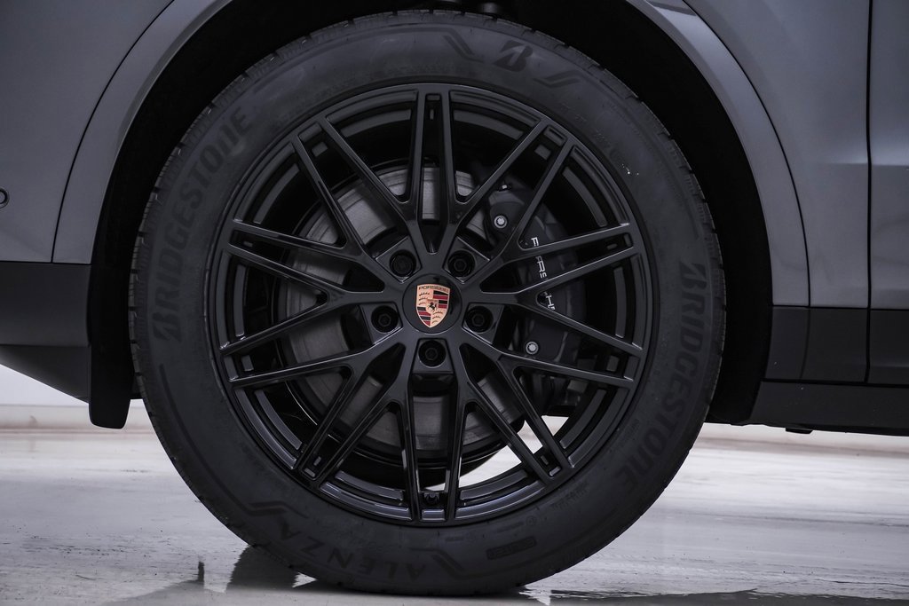 New 2026 Porsche Cayenne Coupe image 13