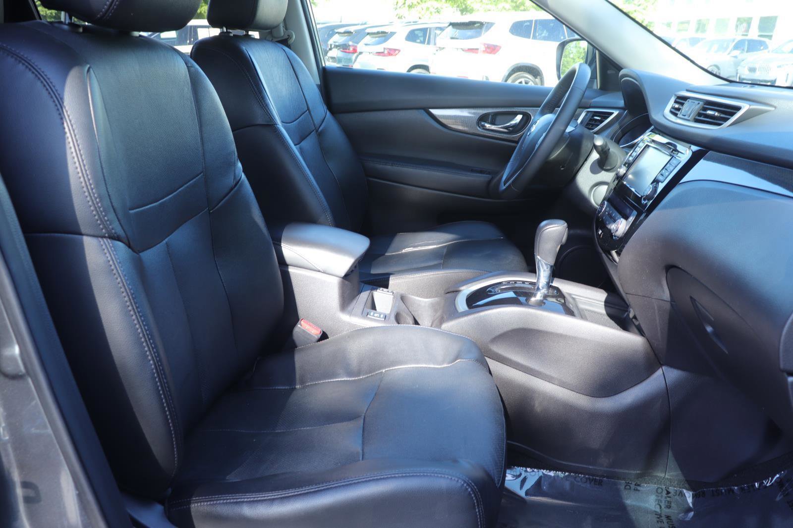 Used 2016 Nissan Rogue SL w/ SL Premium Package FWD image 21