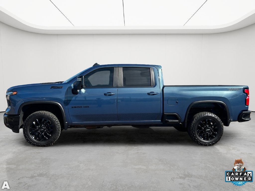 Used 2025 Chevrolet Silverado 3500 LT w/ Trail Boss Package AWD/4WD image 3
