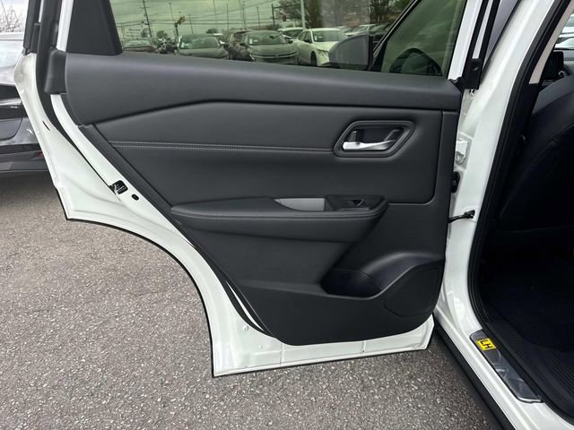 New 2026 Nissan Rogue Dark Armor FWD image 15