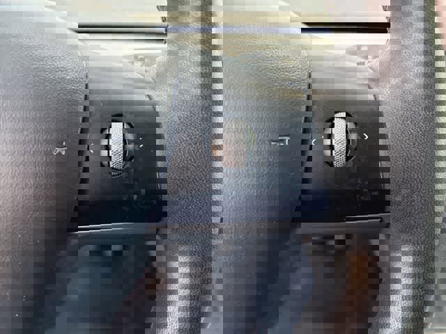 Used 2021 Tesla Model 3 Standard Range image 13