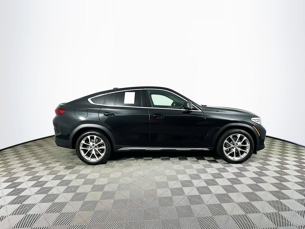 Used 2023 BMW X6 xDrive40i w/ Premium Package image 10