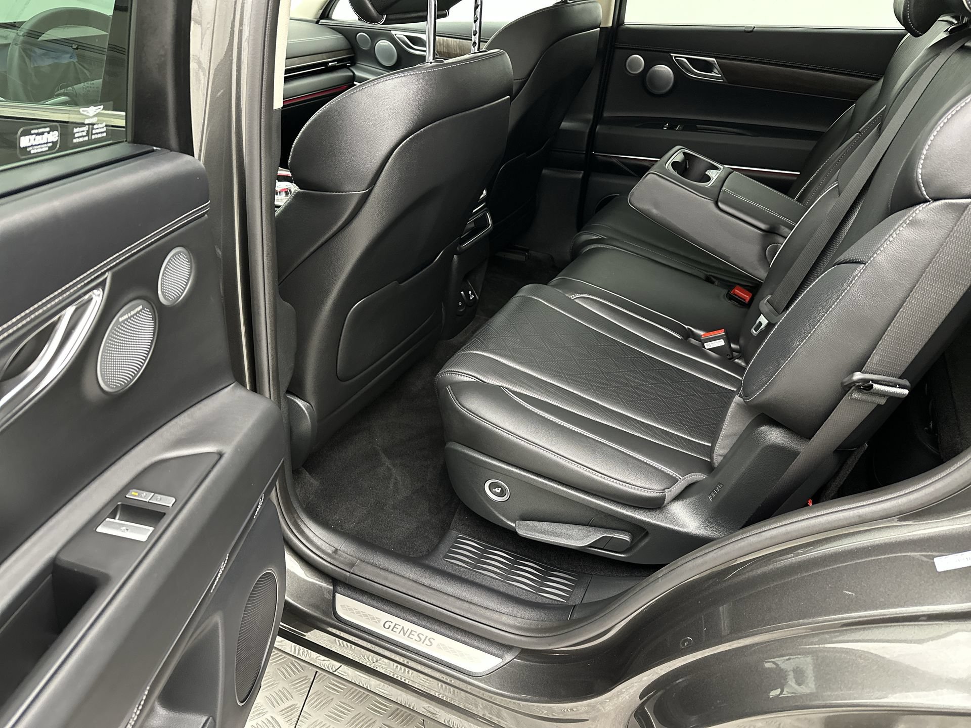 Certified 2026 Genesis GV80 2.5T Advanced AWD/4WD image 23