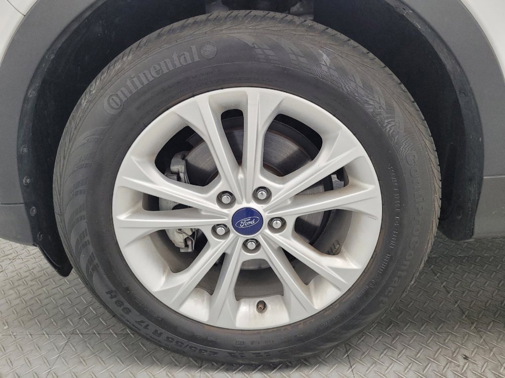 Used 2018 Ford Escape SEL w/ Ford Safe & Smart Package image 31