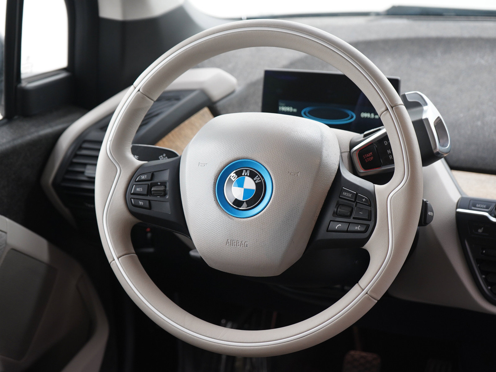 Used 2014 BMW i3 RWD image 17