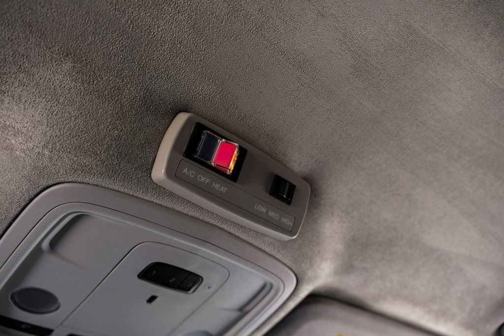 Used 2015 Cadillac XTS Limousine image 27