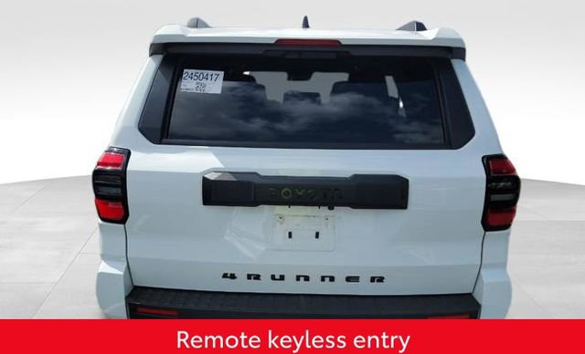Used 2025 Toyota 4Runner SR5 RWD image 5