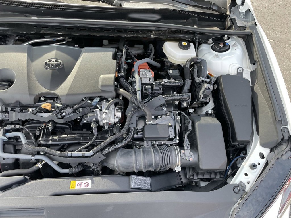 Used 2025 Toyota Camry SE image 37