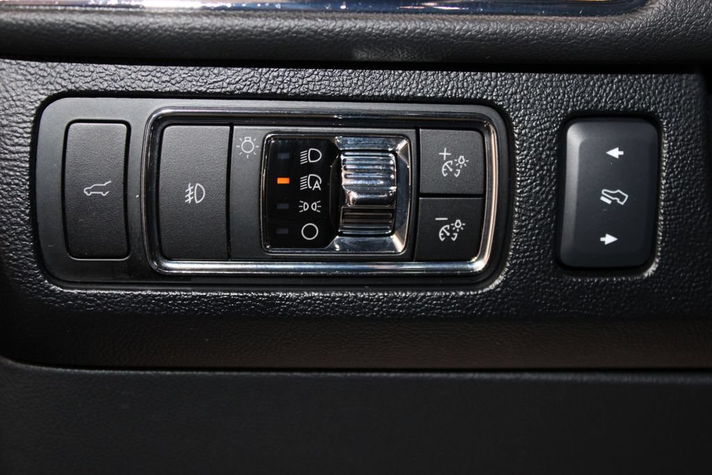 Used 2023 Lincoln Navigator Reserve AWD/4WD image 41