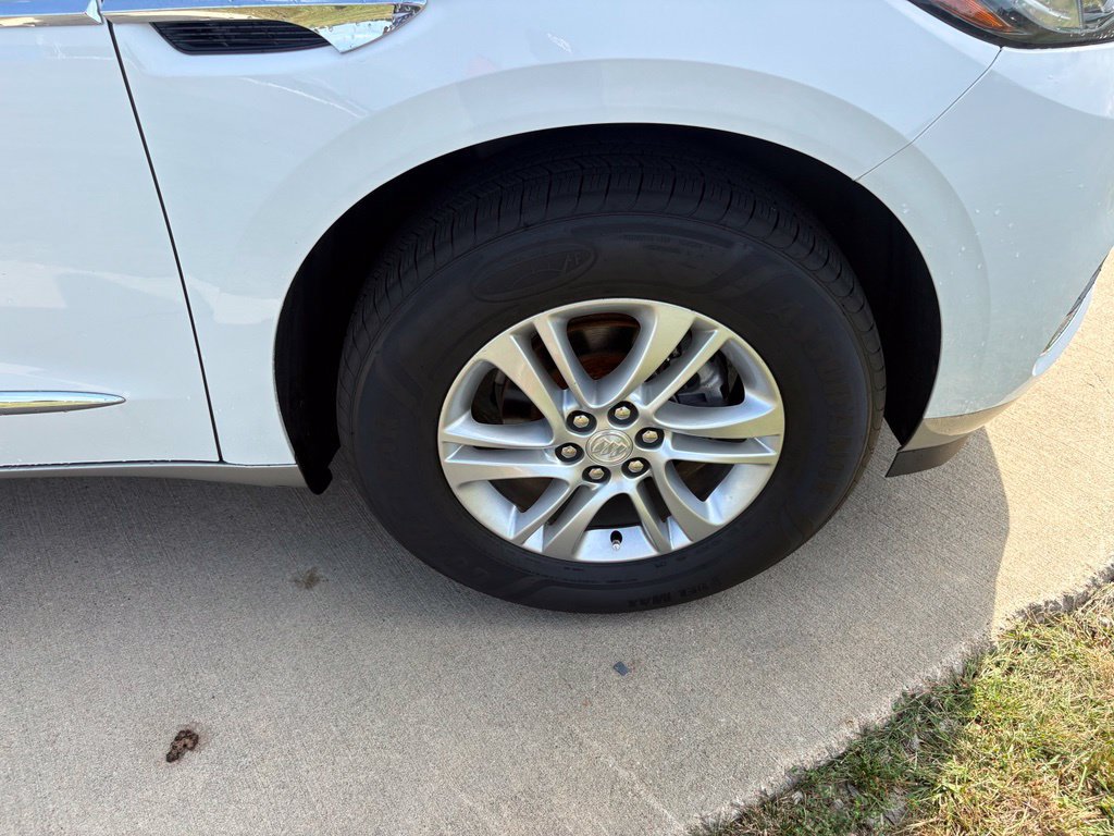 Used 2021 Buick Enclave Essence FWD image 49